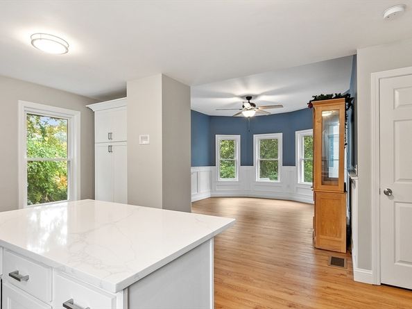 87 Roosevelt Street, Fitchburg MA 01420