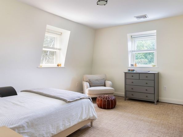 9 Ripley St 1, Newton MA 02459