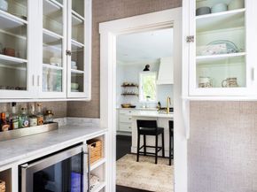9 Ripley St 1, Newton MA 02459