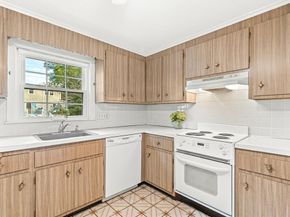 9 Sylvester Court, Winchester MA 01890