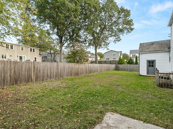9 Sylvester Court, Winchester MA 01890