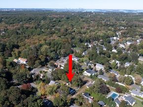 12 Merrymount Rd, Hingham MA 02043