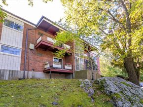 115 Grove St 11, Boston MA 02132