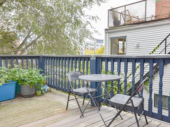 61 Webster St 3, Boston MA 02128