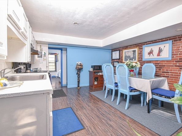61 Webster St 3, Boston MA 02128
