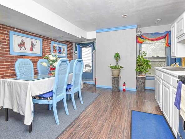 61 Webster St 3, Boston MA 02128