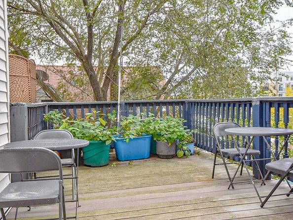 61 Webster St 3, Boston MA 02128