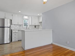 29 Arlington Road 4, Woburn MA 01801