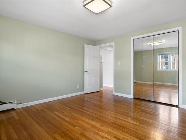 29 Arlington Road 4, Woburn MA 01801