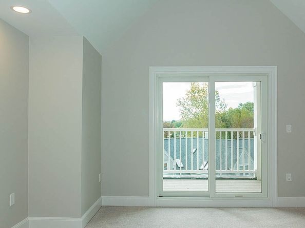 171 Walnut Street 4, Boston MA 02122