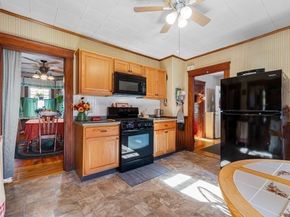 22 Anderson Ave, Worcester MA 01604