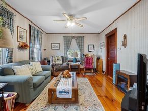 22 Anderson Ave, Worcester MA 01604