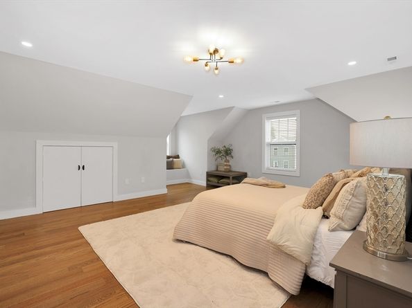34 Temple Street 34, Boston MA 02124