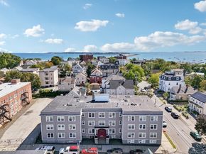 42 W Baltimore St 22, Lynn MA 01902