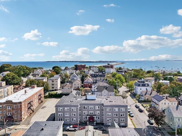 42 W Baltimore St 22, Lynn MA 01902
