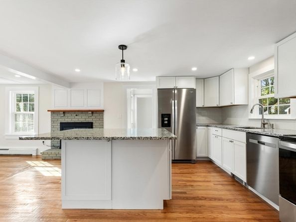 177 Main St, Rockport MA 01966