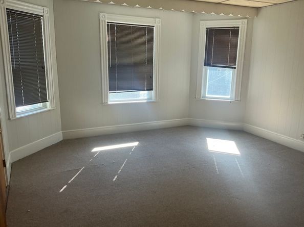 95 Newburg St, Boston MA 02131