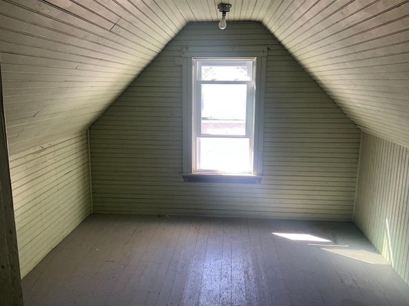 95 Newburg St, Boston MA 02131