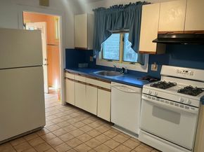 95 Newburg St, Boston MA 02131