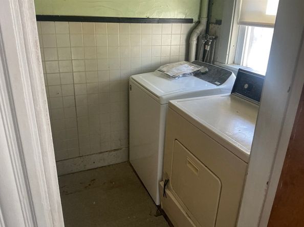 95 Newburg St, Boston MA 02131