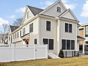 32 Kingsbury A, Wellesley MA 02481