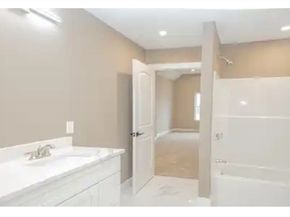 63 Progressive St, Worcester MA 01604