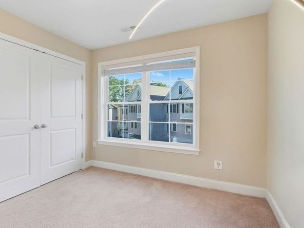 66 Compass Point 66, North Andover MA 01845