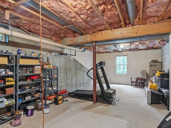 34 Joseph Rd, Shrewsbury MA 01545