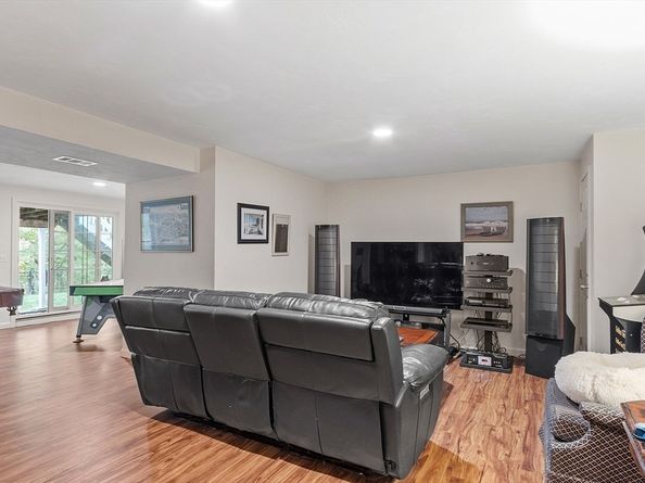 34 Joseph Rd, Shrewsbury MA 01545