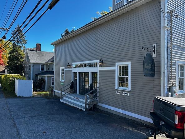 1 Main St, Essex MA 01929