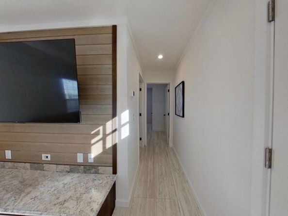 165 Newbury 4, Peabody MA 01960