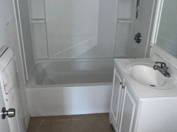 508 Oak Street 10, Brockton MA 02301