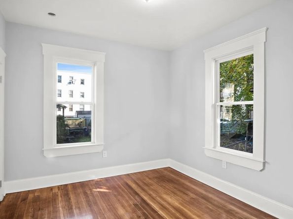 10 Sutton St, Boston MA 02126