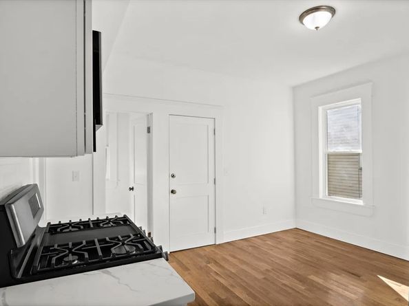 10 Sutton St, Boston MA 02126