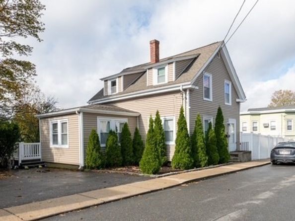 46 Wardwell Ave, Lynn MA 01902