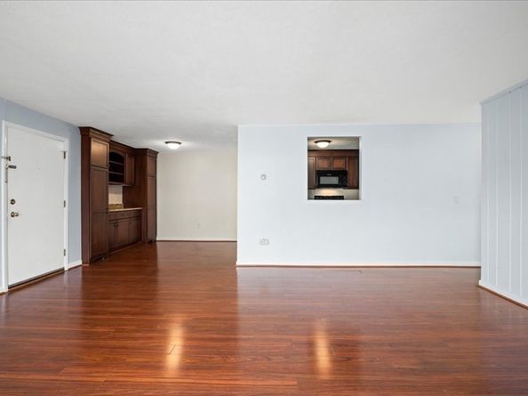 26 Williamsburg Ct 22, Shrewsbury MA 01545