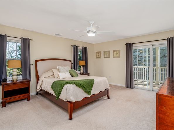 1221 Hazelwood Way 1221, Clinton MA 01510