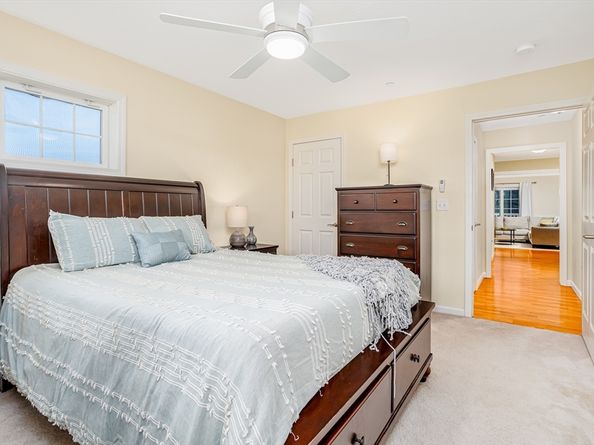 1221 Hazelwood Way 1221, Clinton MA 01510