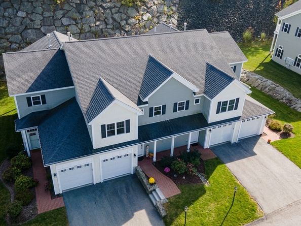 1221 Hazelwood Way 1221, Clinton MA 01510