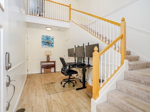 1221 Hazelwood Way 1221, Clinton MA 01510