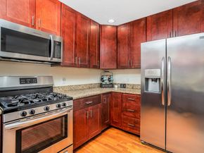 1221 Hazelwood Way 1221, Clinton MA 01510
