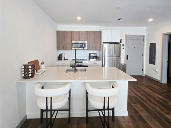 203 Lowell 119, Wilmington MA 01887