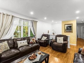 61 Chapel St, Pembroke MA 02359