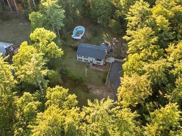 61 Chapel St, Pembroke MA 02359