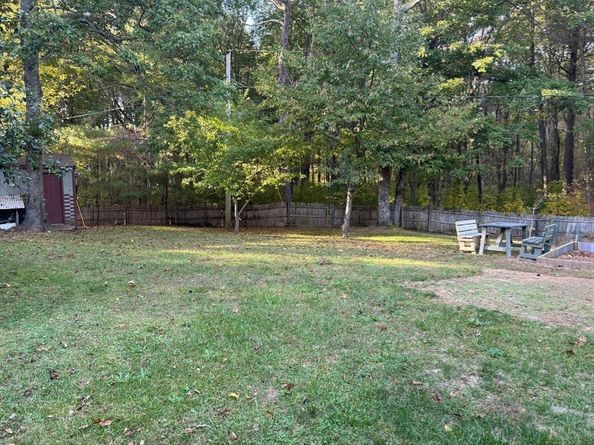 61 Chapel St, Pembroke MA 02359