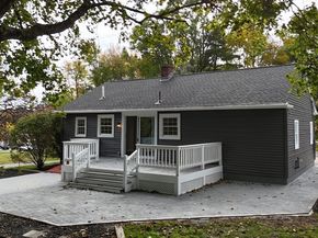 7 Highland St, Milford MA 01757