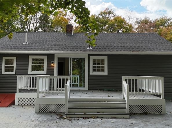 7 Highland St, Milford MA 01757