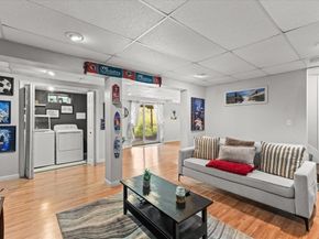 19 Station St, Wareham MA 02571