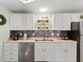 19 Station St, Wareham MA 02571