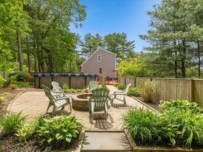 19 Station St, Wareham MA 02571